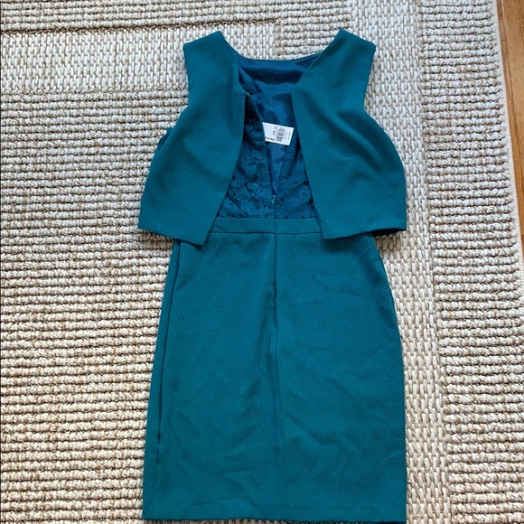 Warehouse Cape Dress - Picture 3 of 5